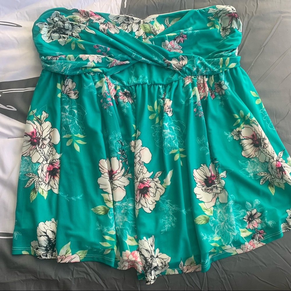 NWOT Torrid Cross Front Babydoll Tube Top